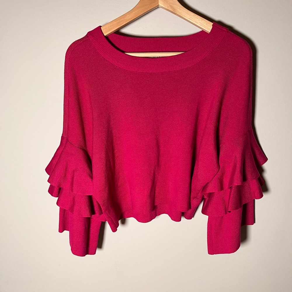 Elodie Fuschia Pink Ruffle Sleeve Pullover Crop Sweater size‎ M